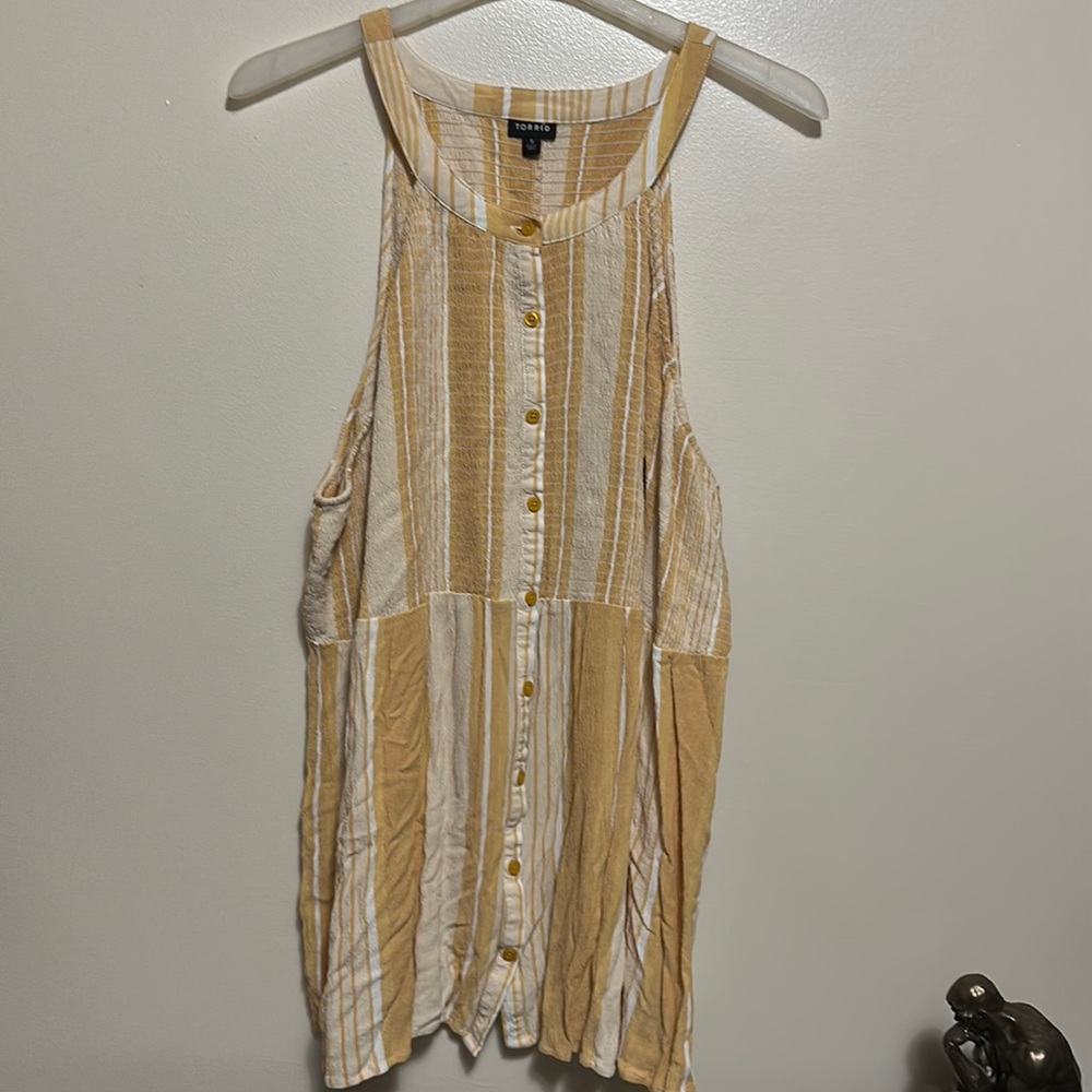 Torrid Women’s Top Babydoll Rayon Crepe Smocked Button Tank Size 5
